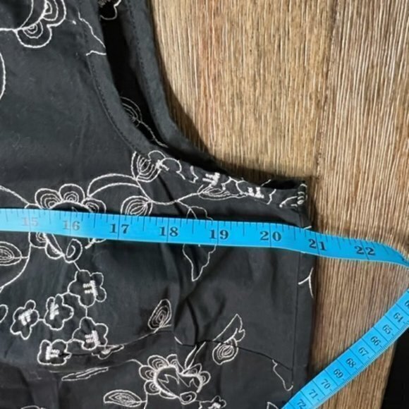 BUNDLE 3 FOR $18 Carolina Colours Stretch Sleeveless Shirt 14/16 Embroidered - Picture 7 of 14